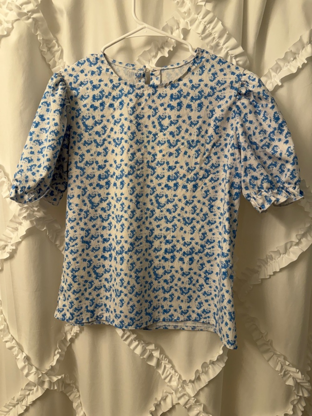 Blue Floral Puff Sleeve Top